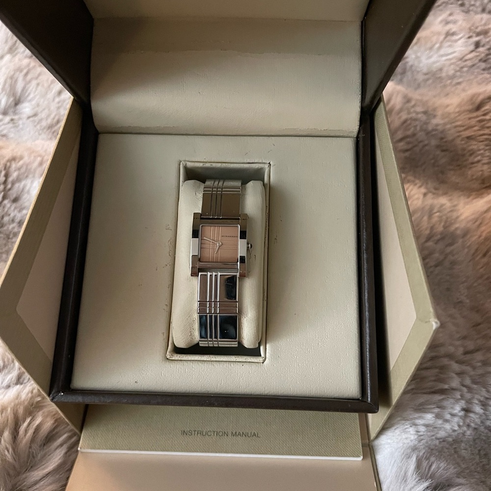 Burberry Silver and Cream  Women Watch!